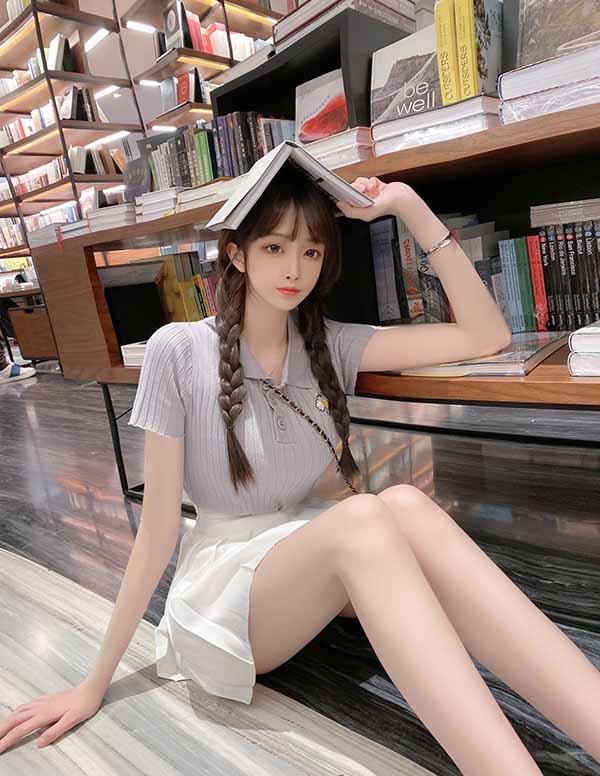 旧金山外围女经纪人