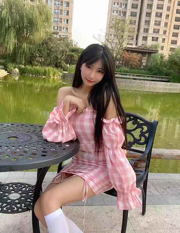 波士顿围经纪人微信