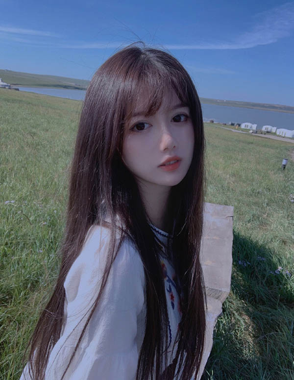 新加坡商务模特微信